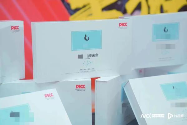 线下课大尺度！离职员工曝光深圳一公司，记者暗访发现......