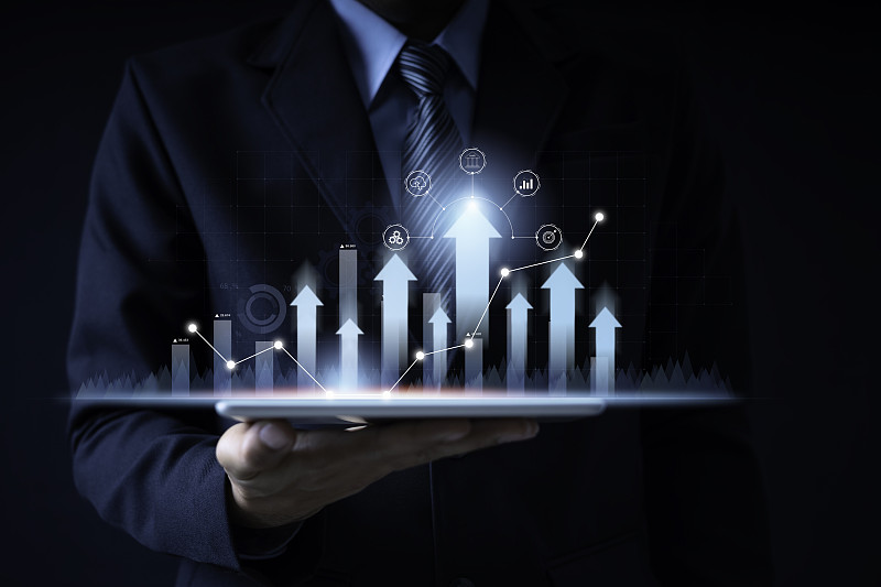 成功商人分析财务计划图表图片下载